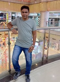 Sameer Sheikh - Male escort in Mumbai Photo 3 of 4