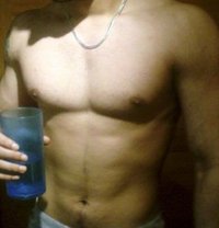 Sameer Sk - masseur in Lahore