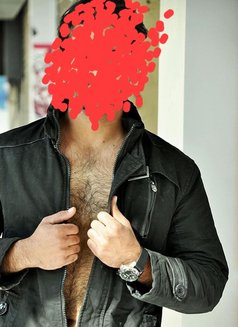 Sameer Sk - Masajista in Lahore Photo 2 of 2