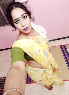 Sameera - Transsexual adult performer in Chennai Photo 8 of 8