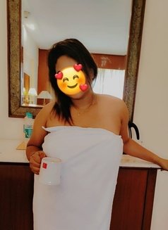 Sameera[Cam&real meet] nude show with f - escort in Thane Photo 1 of 1