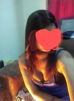 sameera/shaik-cd - Transsexual escort in Bangalore Photo 16 of 17