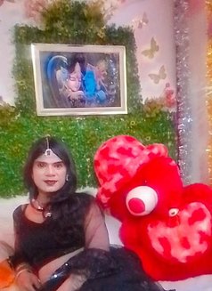 Sameera Singh - Transsexual escort in New Delhi Photo 26 of 30