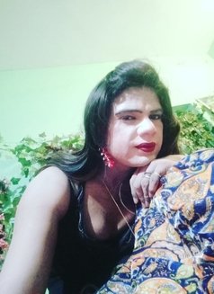 Sameera Singh - Transsexual escort in New Delhi Photo 11 of 18