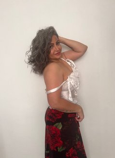 Sameera29 - escort in Muscat Photo 2 of 5