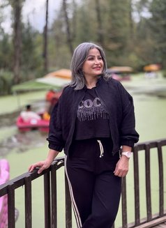 Sameera29 - escort in Muscat Photo 11 of 18