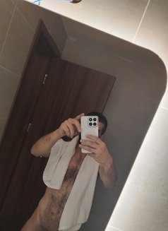 Samer - Male escort in Amman Photo 4 of 4