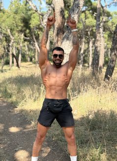 Samer - Acompañantes masculino in Dubai Photo 3 of 4