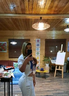 Shema - escort in Muscat Photo 4 of 15