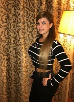 Shema - escort in Muscat Photo 5 of 15