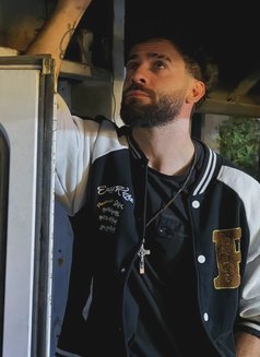 Samerr - Male escort in Beirut Photo 3 of 7