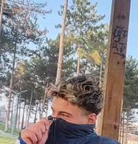 Samet Turkish Yuong Boy Top 19cm - Male escort in İstanbul Photo 5 of 7