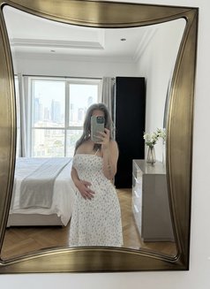 Sameera - escort in Muscat Photo 3 of 13