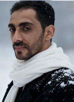 Sami - Male companion in Muscat Photo 1 of 1