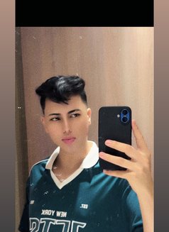 Sami - Male escort in Khobar Photo 1 of 2