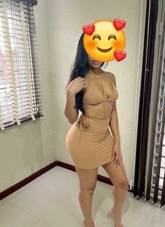 Samia - escort in Nairobi Photo 2 of 3