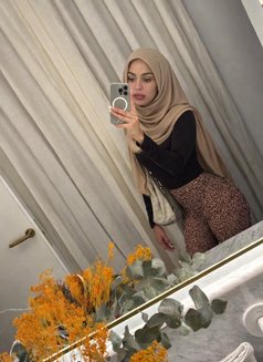 Samia - escort in Dubai Photo 1 of 1