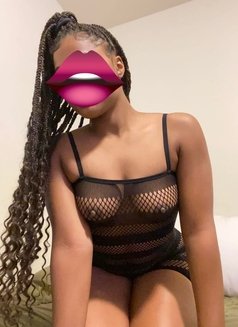 WESTLANDS VIP PLEASURE PARLOUR - escort in Nairobi Photo 2 of 4