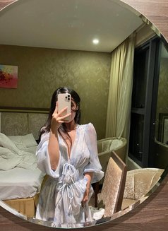 Samie - escort in Da Nang Photo 12 of 24