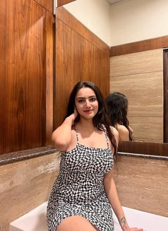 Samiksha - escort in Mumbai Photo 1 of 4