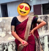 🟢CAM📸ANAL🥀 QUEEN🥀AIRHOSTESS - puta in New Delhi