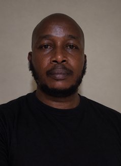 Samir - Male escort in Nairobi Photo 2 of 2