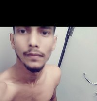 Samir Thakur - Intérprete masculino de adultos in Mumbai
