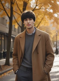 Samir - Male escort in İstanbul Photo 5 of 6