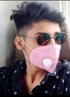 Samir07 - Male escort in New Delhi Photo 4 of 4