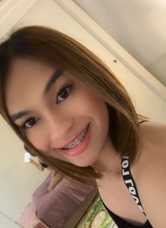 Samira - Transsexual escort in Riyadh Photo 4 of 7