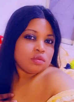 Samira - escort in Khobar Photo 2 of 6