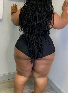 Samira - escort in Khobar Photo 6 of 6