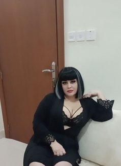 Samira - escort in Şalālah Photo 3 of 9
