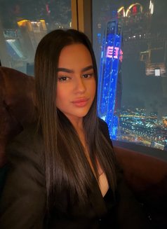 Samira - escort in Hong Kong Photo 1 of 8