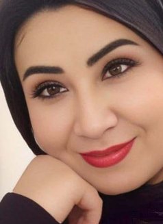 Samira - escort in Muscat Photo 4 of 5