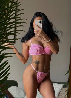 SAMİRA - escort in Riyadh Photo 13 of 16