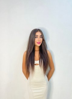 Samira - escort in Muscat Photo 3 of 4