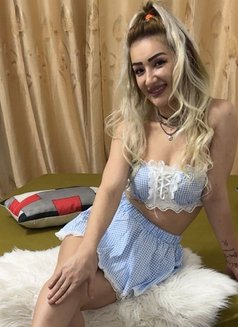 Samira - escort in Muscat Photo 2 of 13