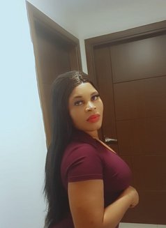 Samirah - escort in Muscat Photo 2 of 5