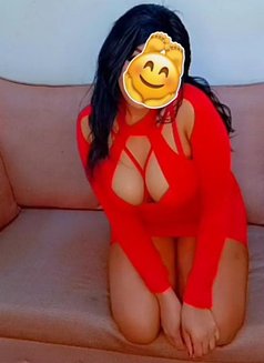 Samirah - escort in Riyadh Photo 10 of 11