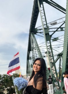 No fillers no silicone no surgery - puta in Bangkok Photo 14 of 14