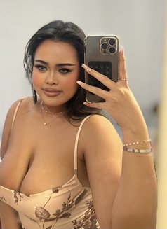 Samita is back - puta in Muscat Photo 14 of 16