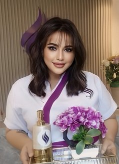 Samiya Chubby girl professional masseuse - escort in Riyadh Photo 6 of 6