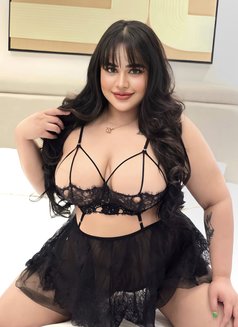 Samiya sexy massage - masseuse in Riyadh Photo 2 of 12