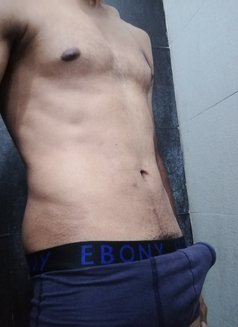 Sammiee - Male escort in Colombo Photo 2 of 2