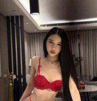 Sammy Big D - Transsexual adult performer in Riyadh Photo 6 of 27