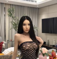 Sammy Big D - Transsexual adult performer in Riyadh