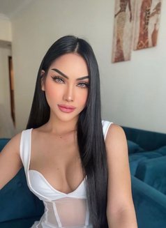 Asia Hot Experiences Services - Transsexual escort in Dubai Photo 13 of 18