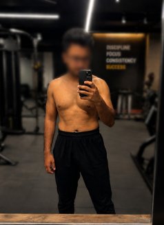 Sammy - Male escort in New Delhi Photo 1 of 1