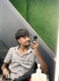 Sammy - Male escort in Pune Photo 2 of 3
